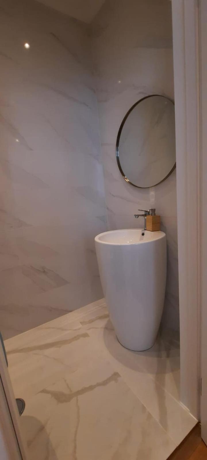 Apartamento Em Alvalade Apartment Lisboa Ngoại thất bức ảnh